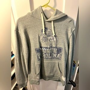 Retro Brand North Carolina hoodie , men’s Large